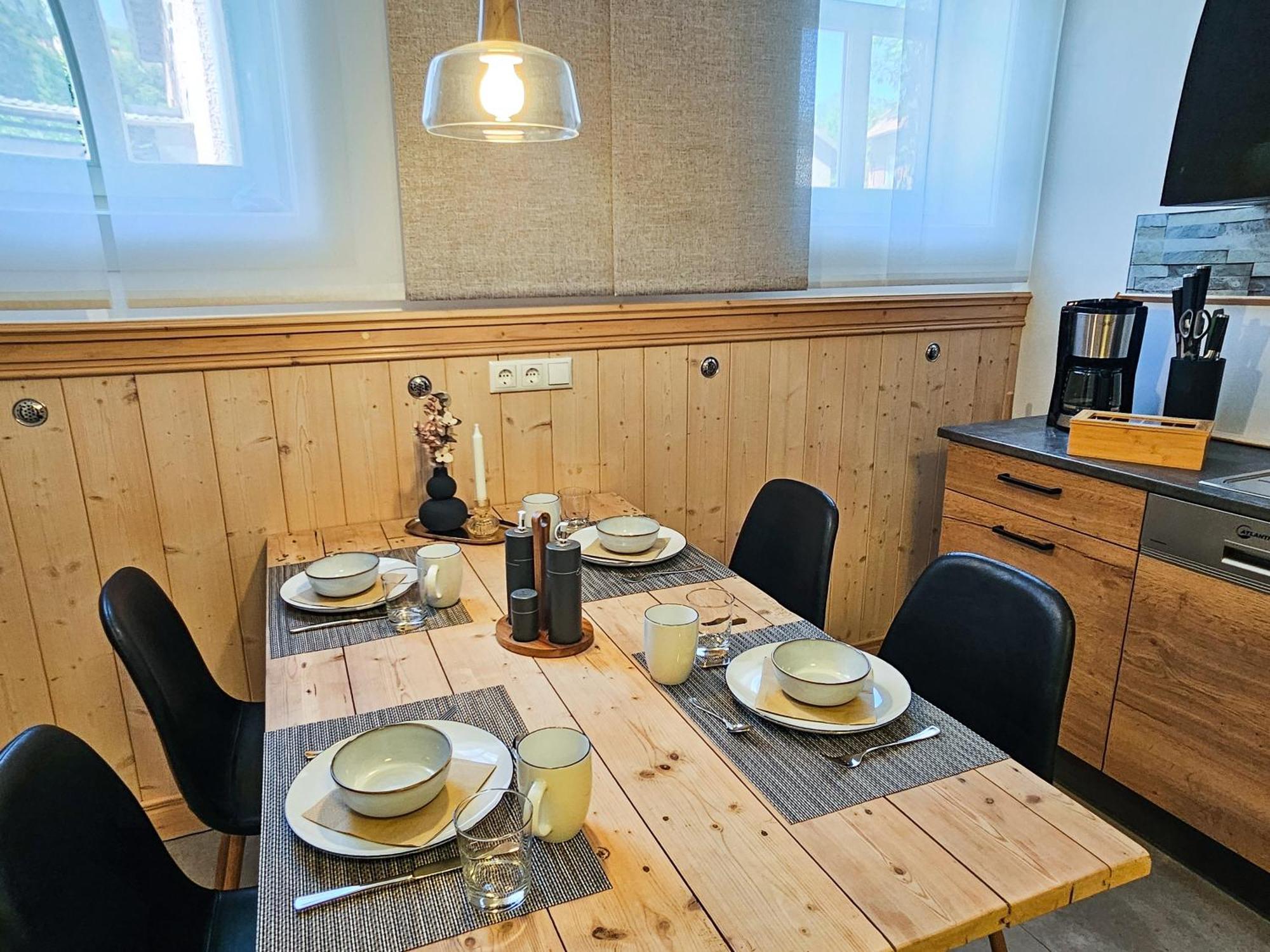 Micasa Rooms - Altbauflair Im Denkmal, Parken, Nahe Messe - Ega - Mdr Erfurt Ngoại thất bức ảnh